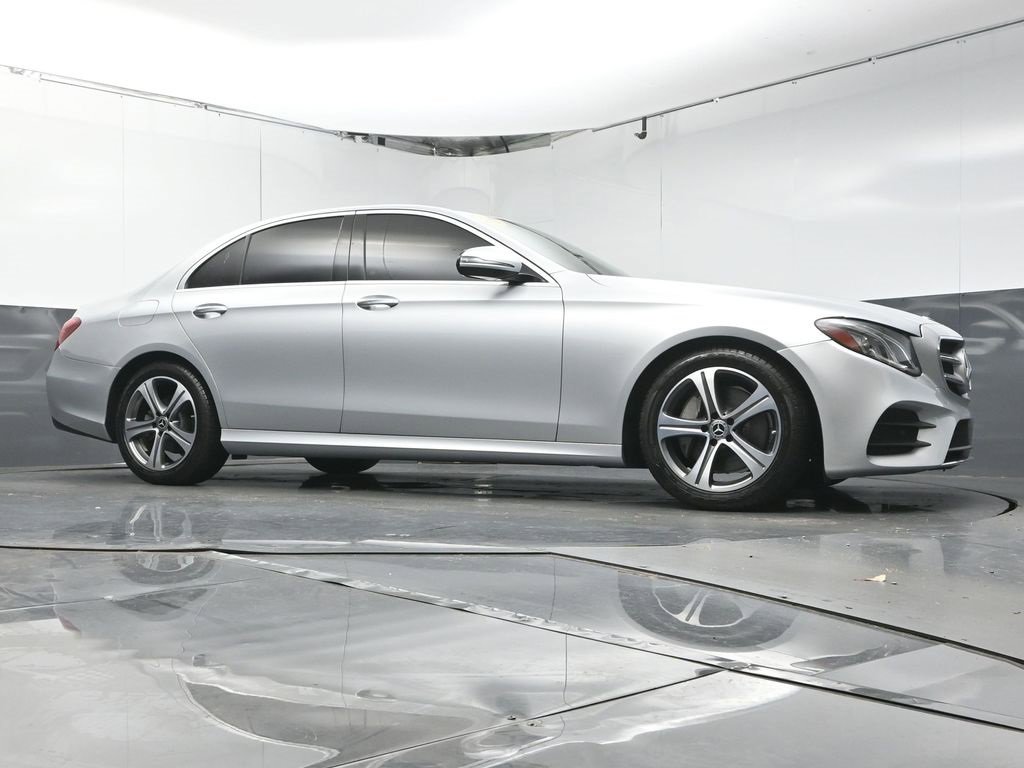 Used 2020 Mercedes-Benz E 350 Sedan w/ Premium Package image 38