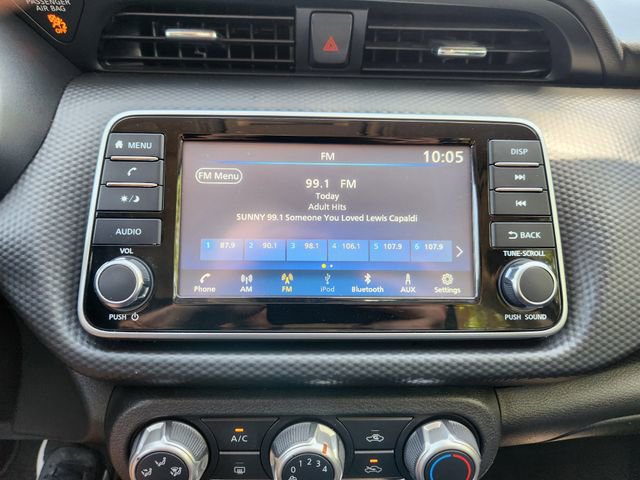 Used 2022 Nissan Kicks S image 12