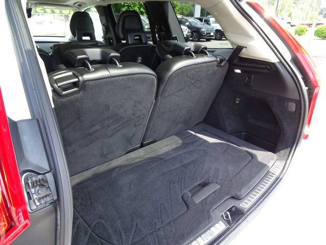 Used 2018 Volvo XC90 T5 Momentum w/ Convenience Package FWD image 30