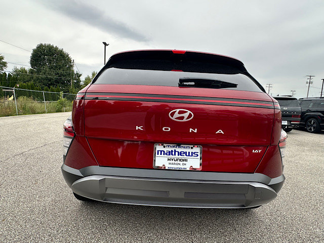 New 2027 Hyundai Kona SEL Premium FWD image 5