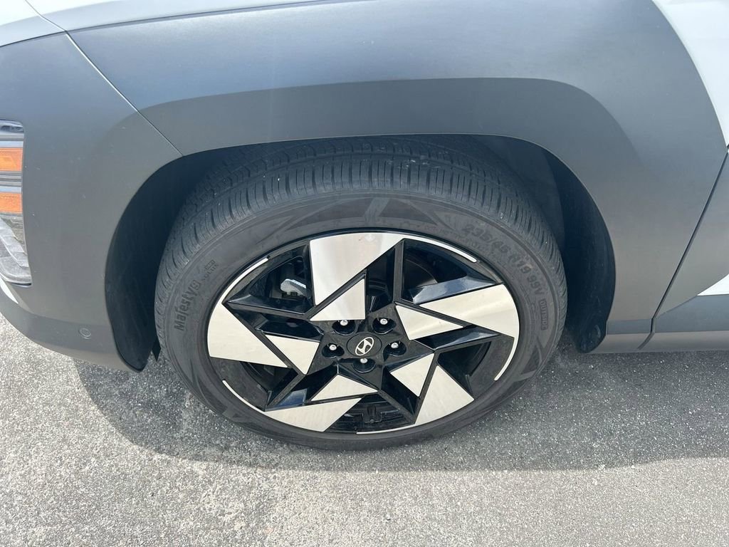 Used 2024 Hyundai Kona Limited FWD image 5