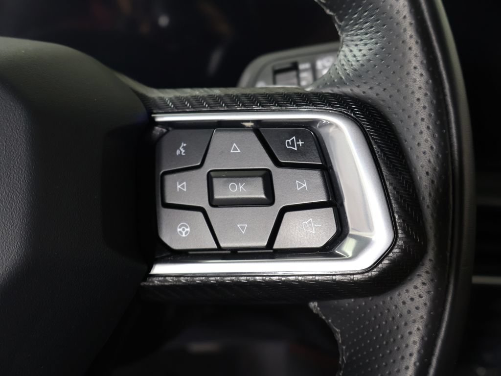 Used 2025 Ford Mustang GT Premium RWD image 40