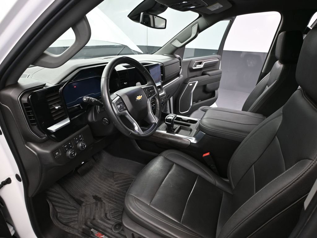 Used 2023 Chevrolet Silverado 1500 LTZ image 28