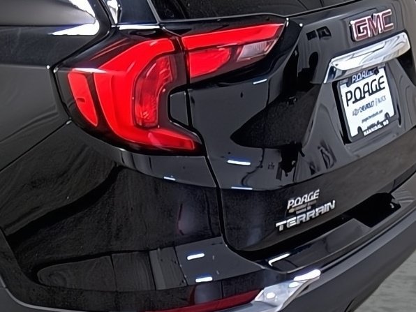 Used 2018 GMC Terrain SLT w/ Preferred Package AWD/4WD image 10