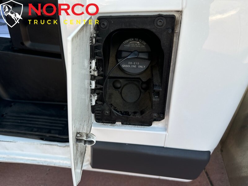 Used 2018 RAM ProMaster 3500 w/ Premium Appearance Group FWD image 16