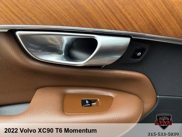 Used 2022 Volvo XC90 T6 Momentum image 39
