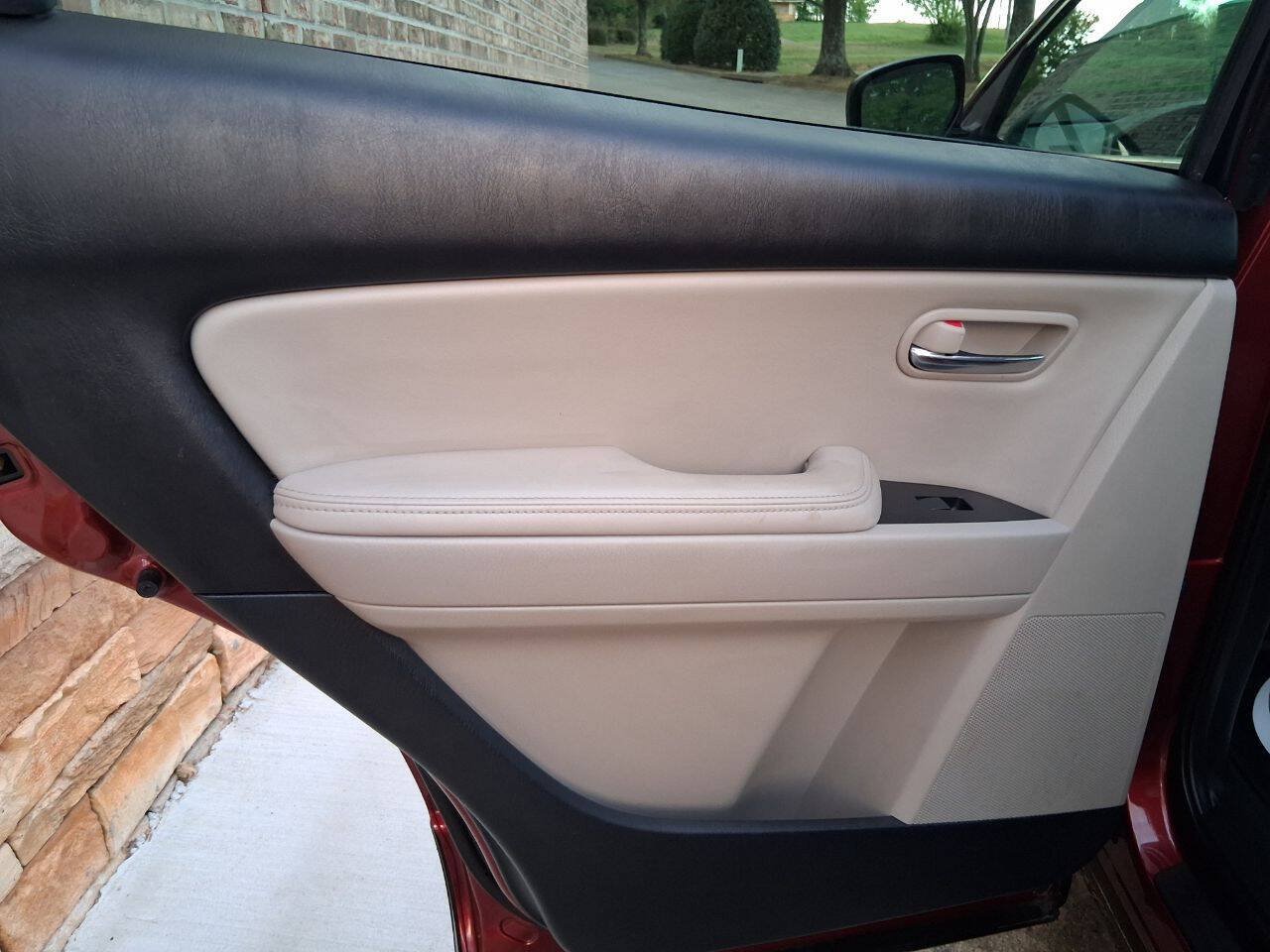 Used 2010 MAZDA CX-9 Touring w/ Moonroof & Bose Audio Pkg FWD image 25
