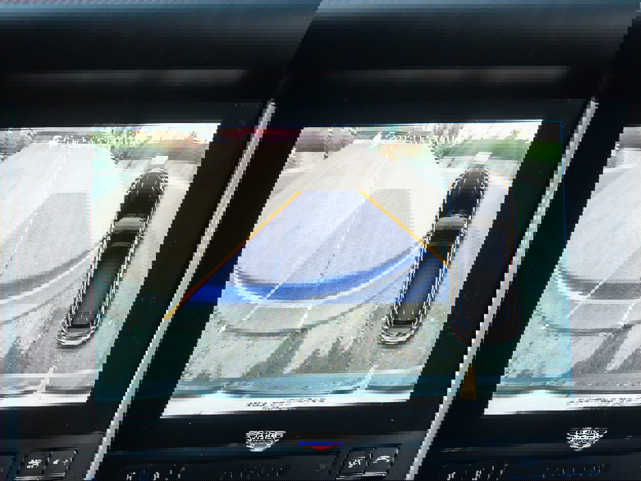 Used 2018 Porsche Macan Sport Edition image 32