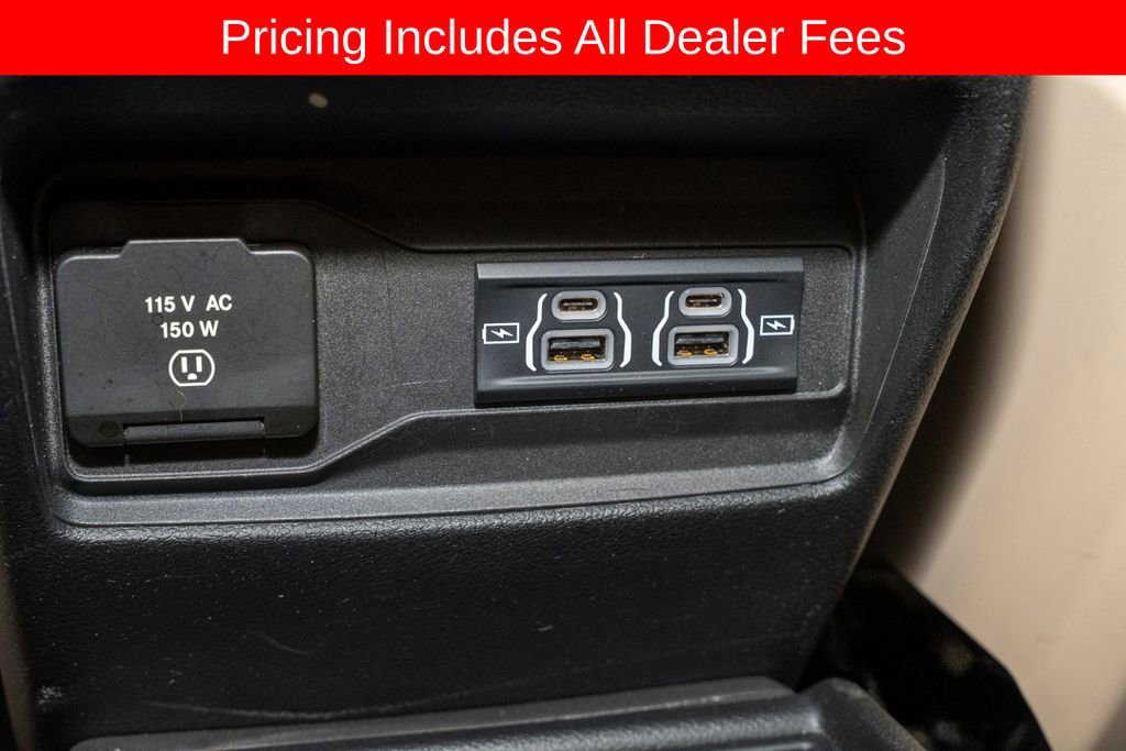 Used 2022 Jeep Grand Cherokee L Limited w/ Black Appearance Package RWD image 9