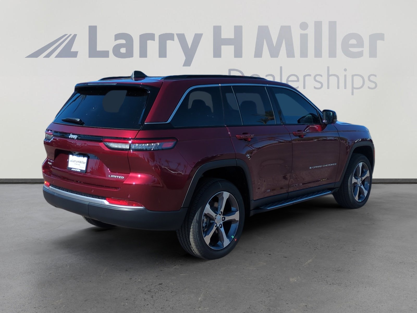 New 2026 Jeep Grand Cherokee Limited AWD/4WD image 5