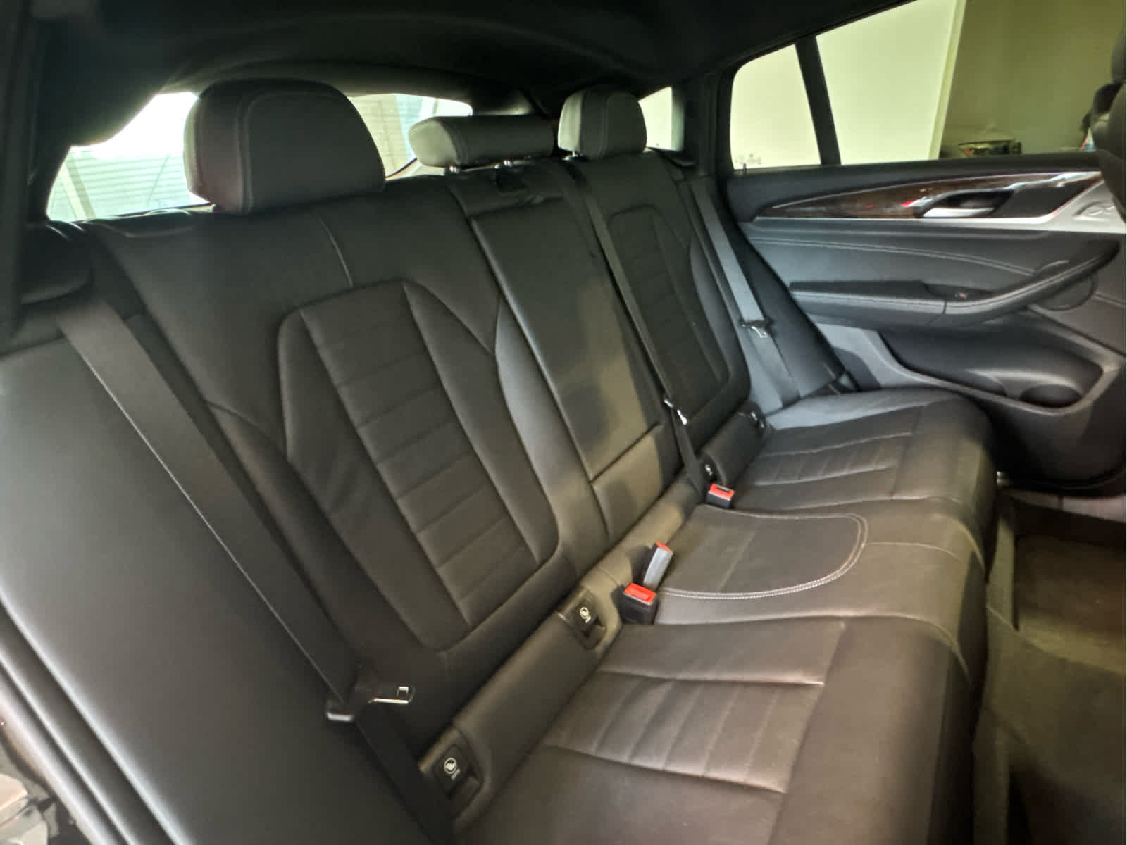 Used 2021 BMW X4 xDrive30i w/ Premium Package AWD/4WD image 12