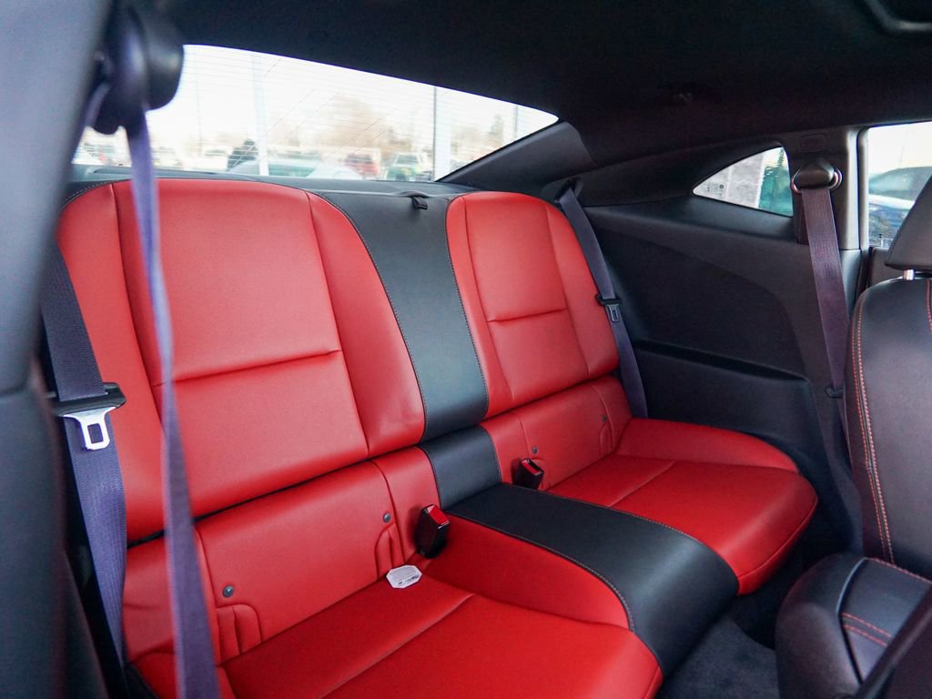 Used 2015 Chevrolet Camaro SS w/ RS Package image 28