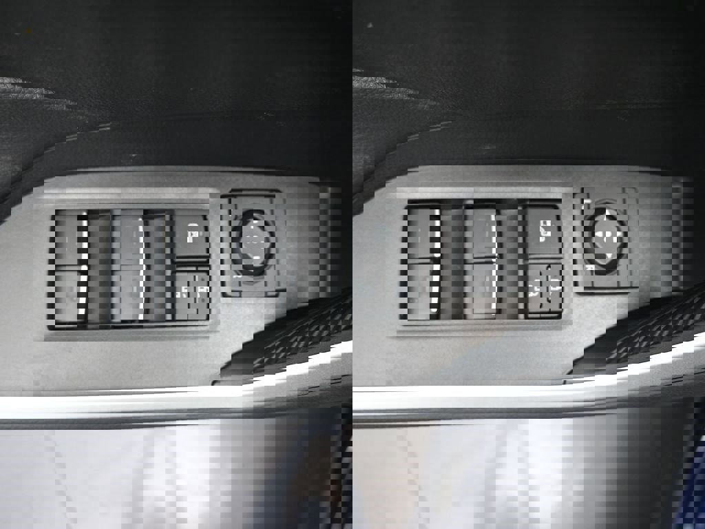 New 2025 Toyota RAV4 XLE w/ Convenience Package image 21