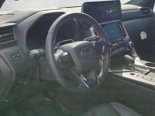New 2025 Lexus LX 700h Luxury video 3