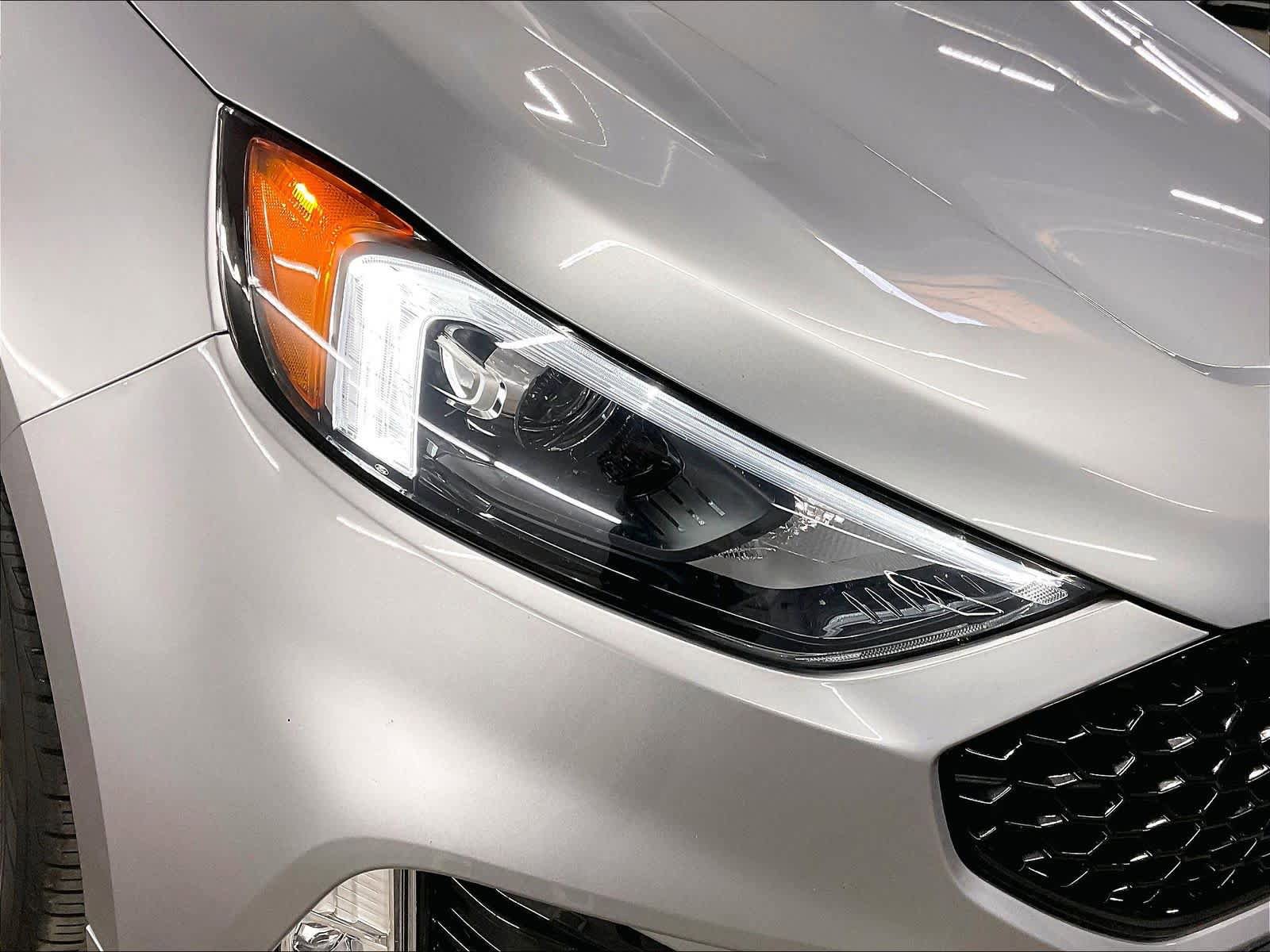 Used 2023 Ford Edge ST AWD/4WD image 29