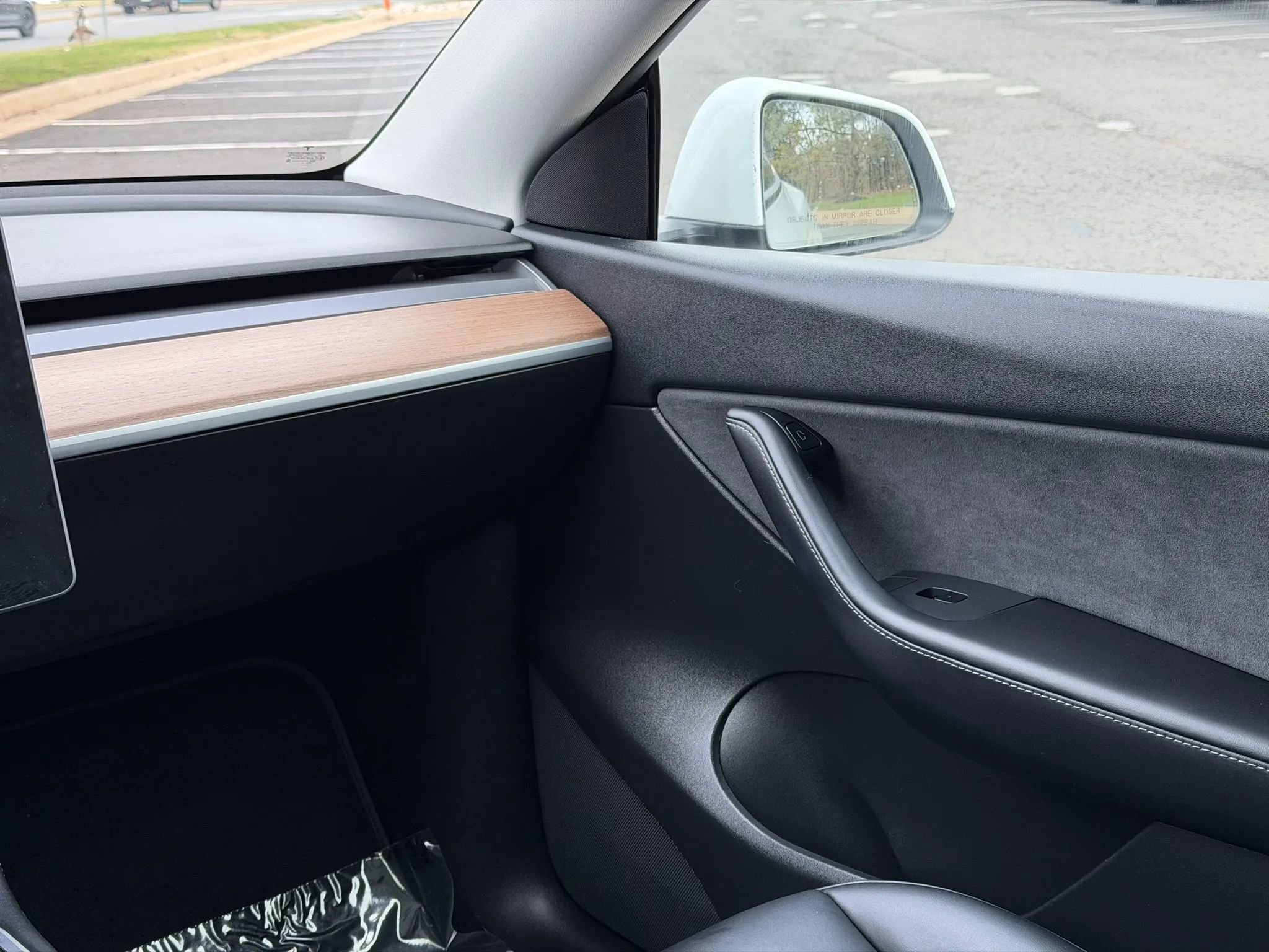 Used 2021 Tesla Model Y Long Range image 7