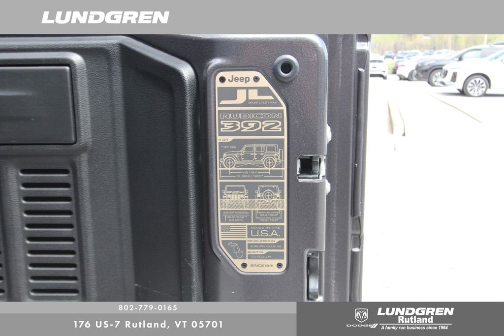 Used 2022 Jeep Wrangler Unlimited Rubicon w/ Dual Top Group AWD/4WD image 13