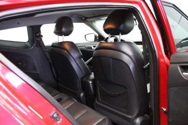 Used 2013 Hyundai Veloster Turbo FWD image 22