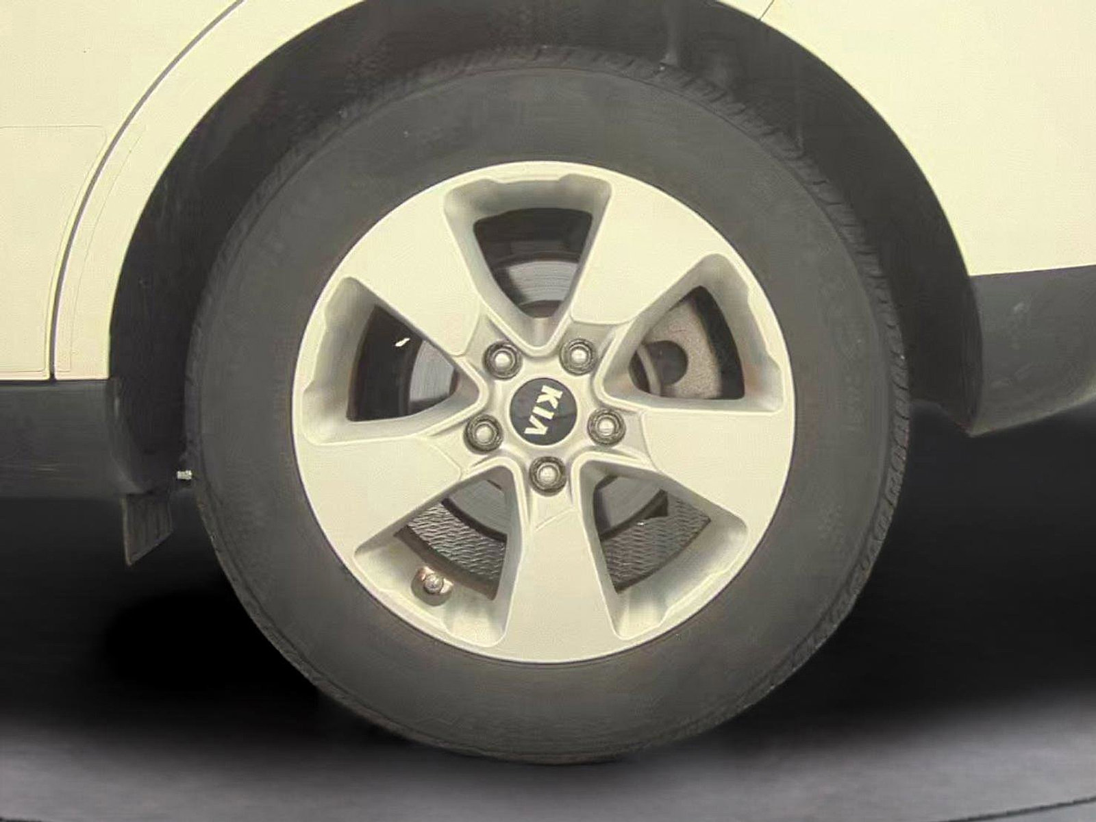 Certified 2017 Kia Soul FWD image 12
