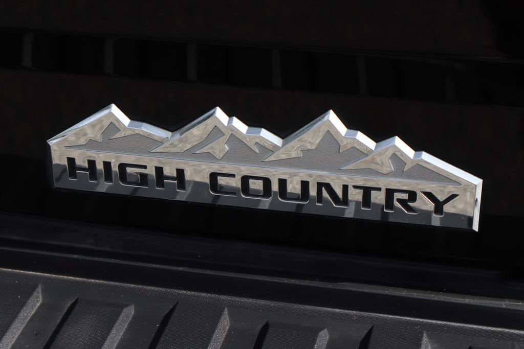 Used 2018 Chevrolet Silverado 1500 High Country RWD image 55