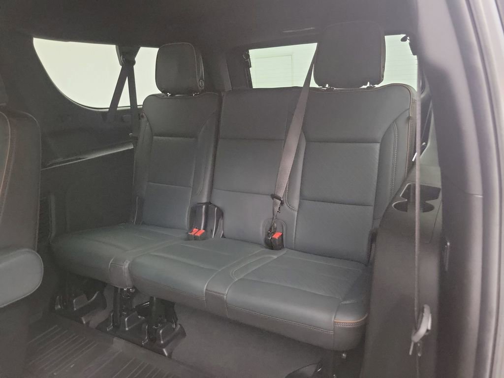 Used 2025 GMC Yukon XL AT4 w/ AT4 Premium Plus Package image 25