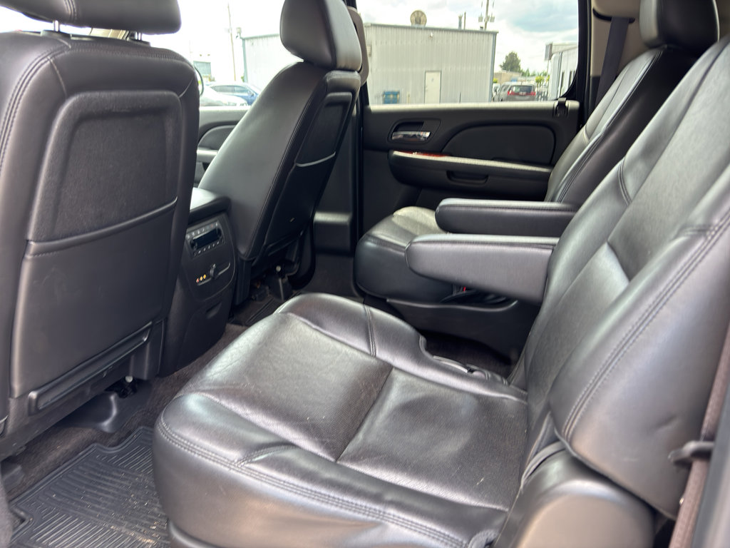 Used 2014 Chevrolet Suburban LTZ AWD/4WD image 2