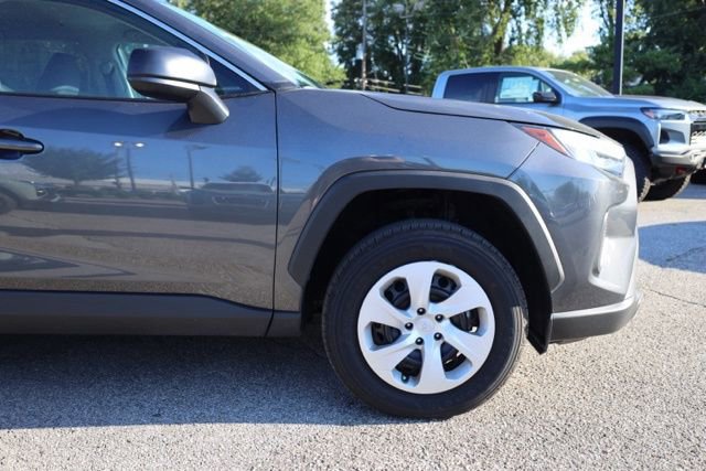 Used 2024 Toyota RAV4 LE image 9