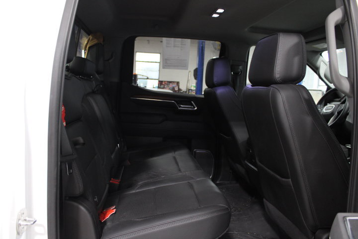 Used 2024 GMC Sierra 1500 Denali w/ Denali Reserve Package AWD/4WD image 16