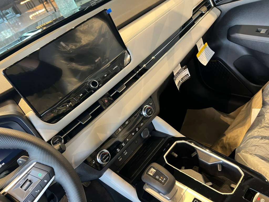 New 2026 Mitsubishi Outlander SE AWD/4WD image 16