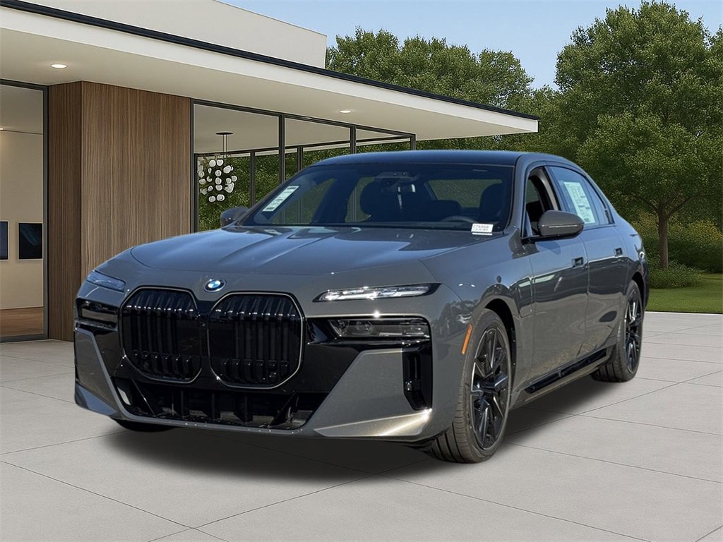New 2026 BMW 750e xDrive w/ Executive Package image 2