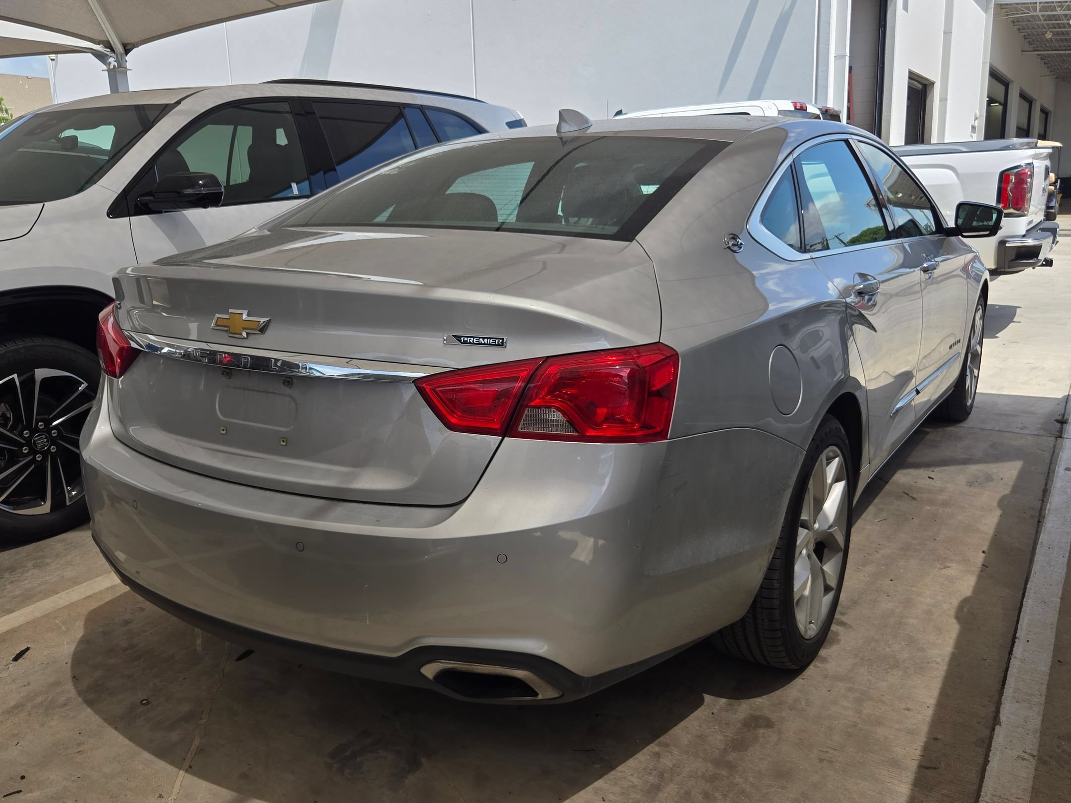 Used 2017 Chevrolet Impala Premier FWD image 7