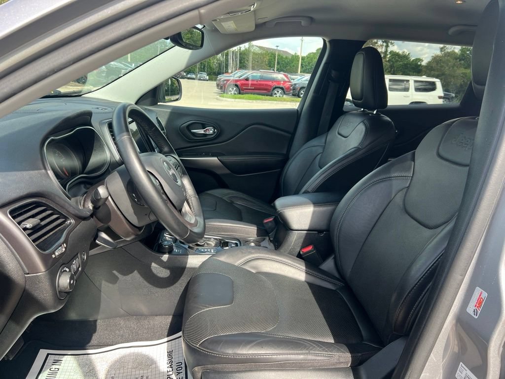 Used 2020 Jeep Cherokee Limited AWD/4WD image 31
