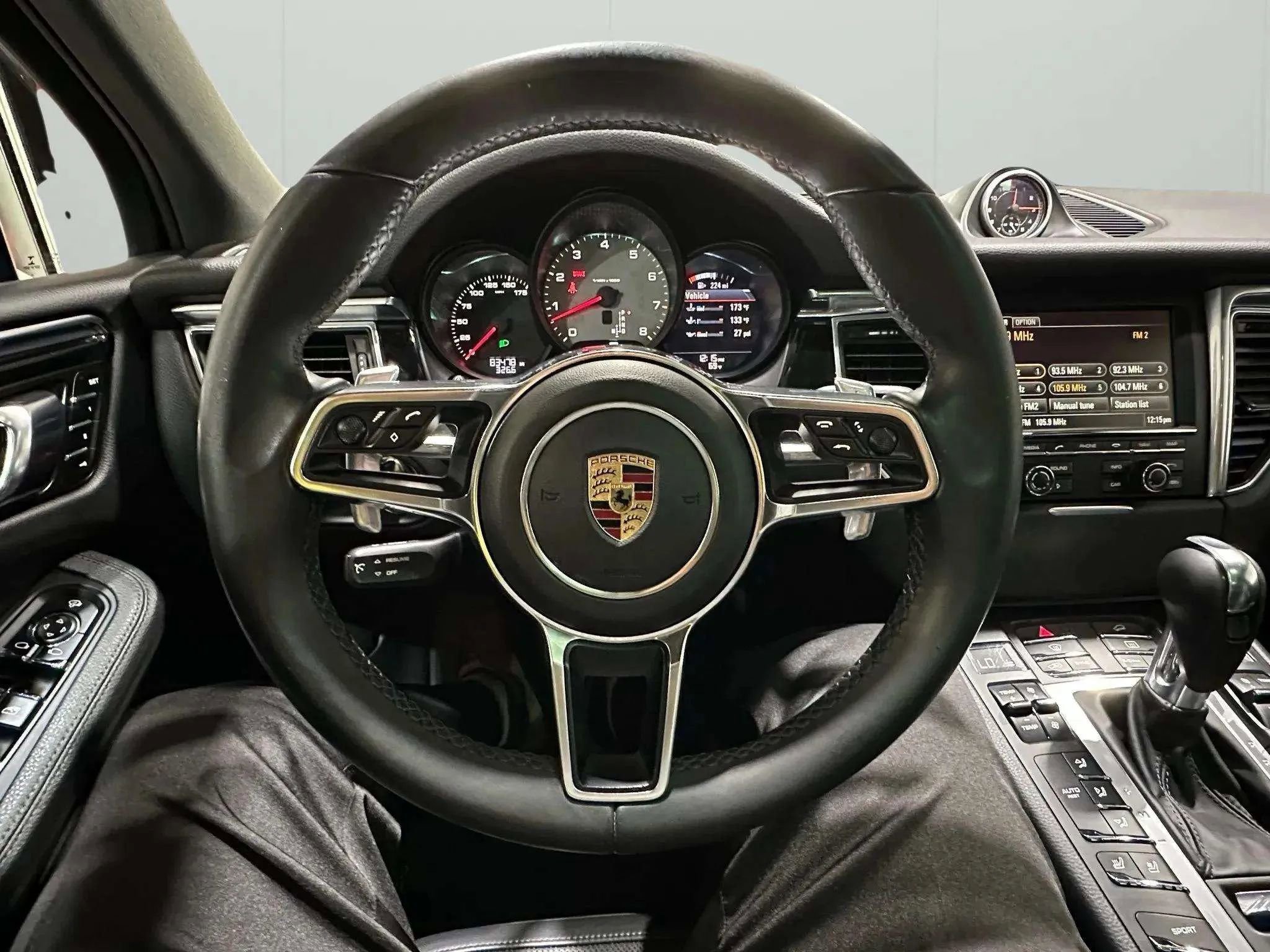 Used 2016 Porsche Macan S image 41