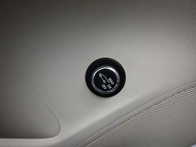 Used 2023 Buick Envision Essence image 21