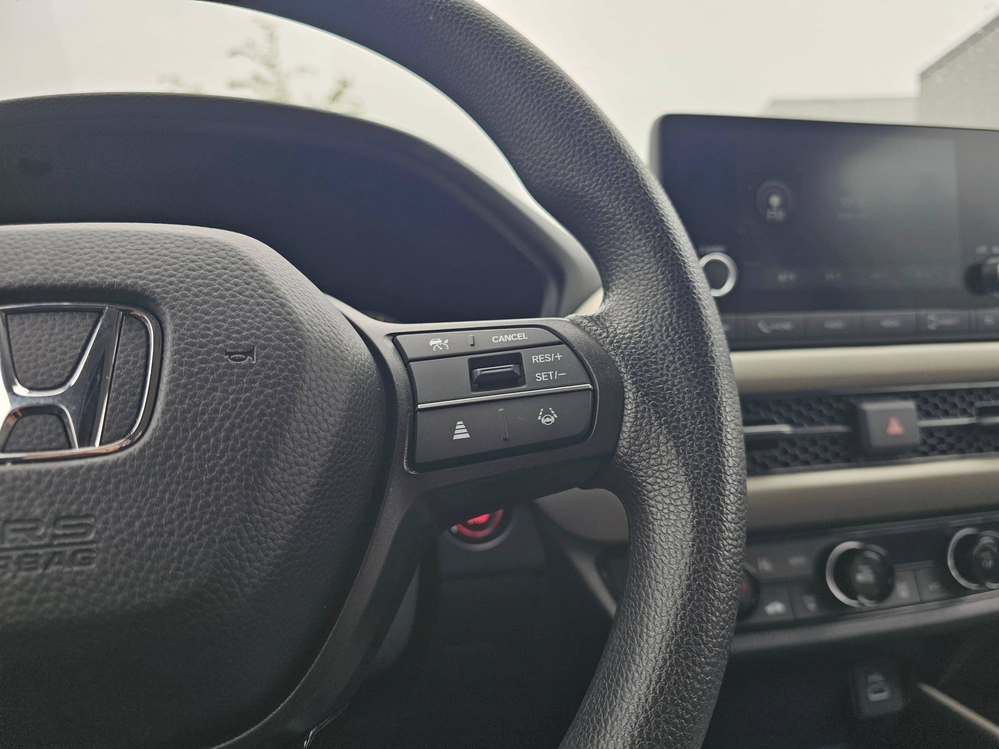 Certified 2025 Honda HR-V LX image 34