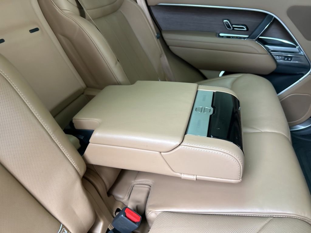 Used 2023 Land Rover Range Rover SE AWD/4WD image 36