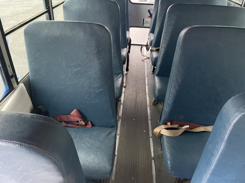 Used 2009 Chevrolet Express 3500 w/ School Bus Package image 7