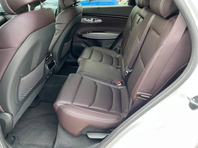 Used 2022 Genesis GV70 2.5T w/ Advanced Package AWD/4WD image 16