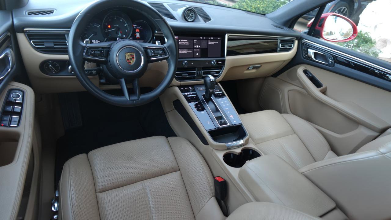 Used 2023 Porsche Macan image 7