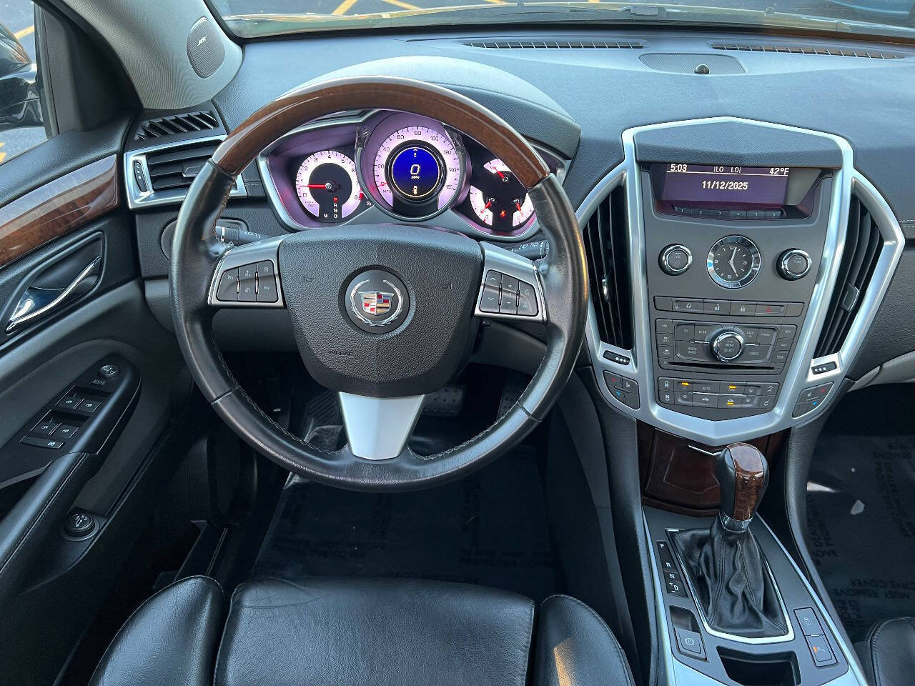 Used 2011 Cadillac SRX Luxury FWD image 31