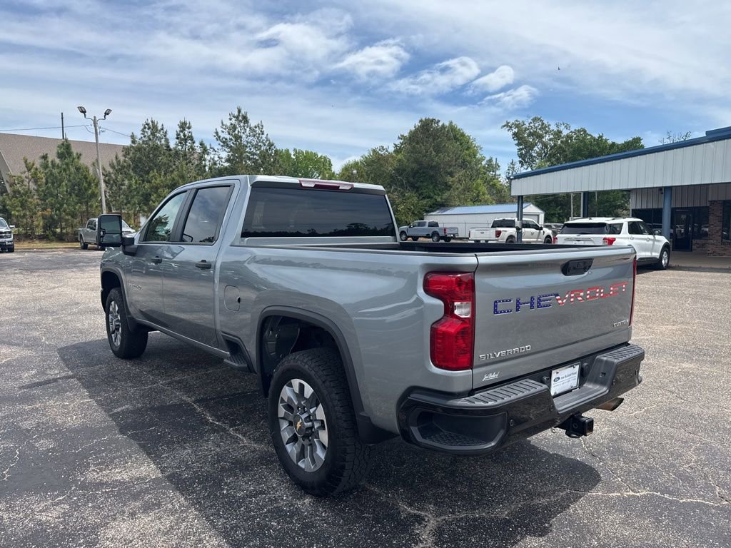 Used 2024 Chevrolet Silverado 2500 Custom w/ Custom Value Package AWD/4WD image 5