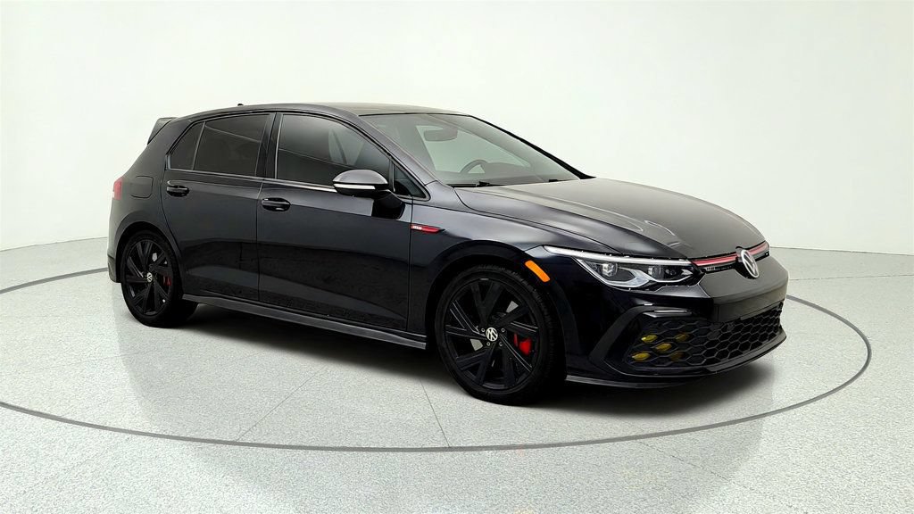 Used 2022 Volkswagen GTI SE FWD image 3