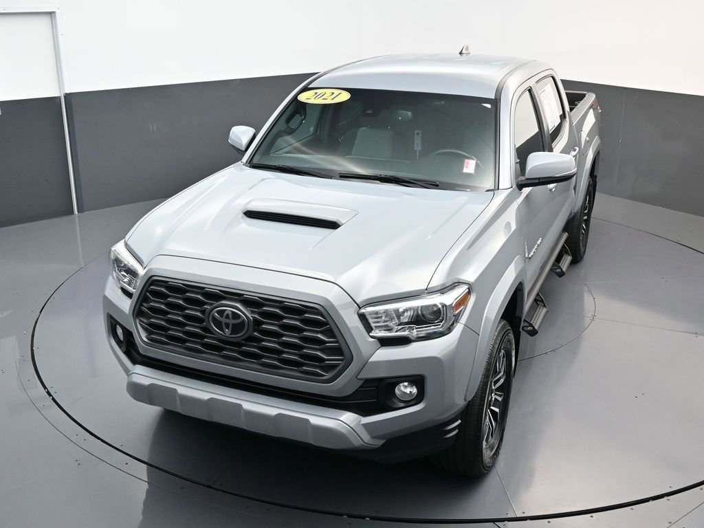Used 2021 Toyota Tacoma TRD Sport AWD/4WD image 19