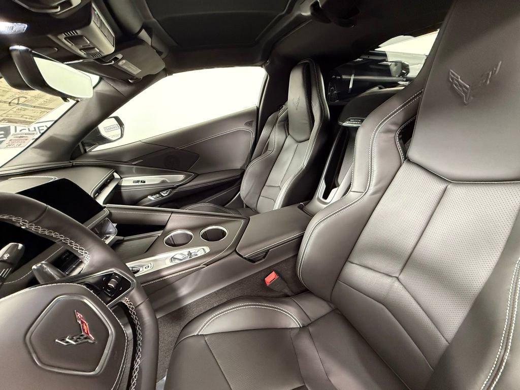 New 2026 Chevrolet Corvette Stingray Coupe w/ 1LT image 30