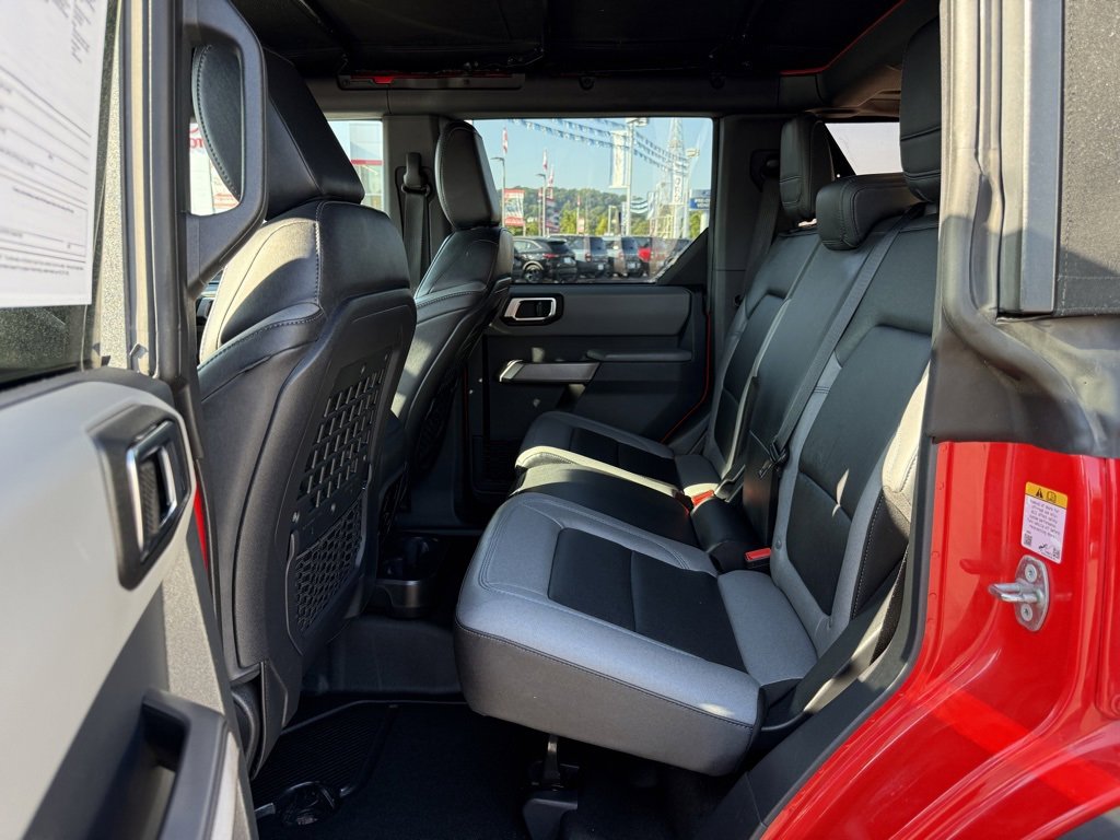 Used 2023 Ford Bronco Black Diamond image 30