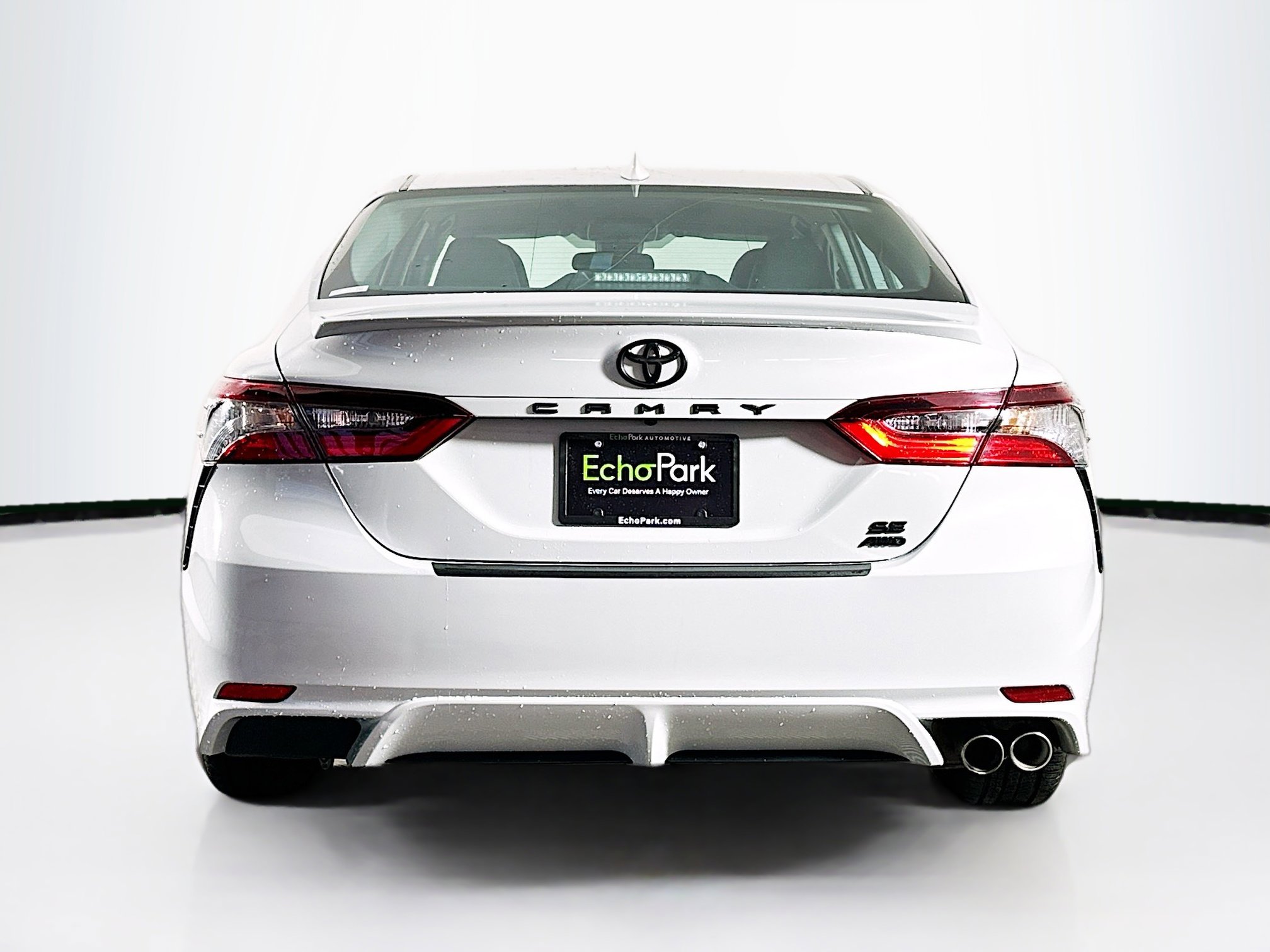 Used 2023 Toyota Camry SE image 7