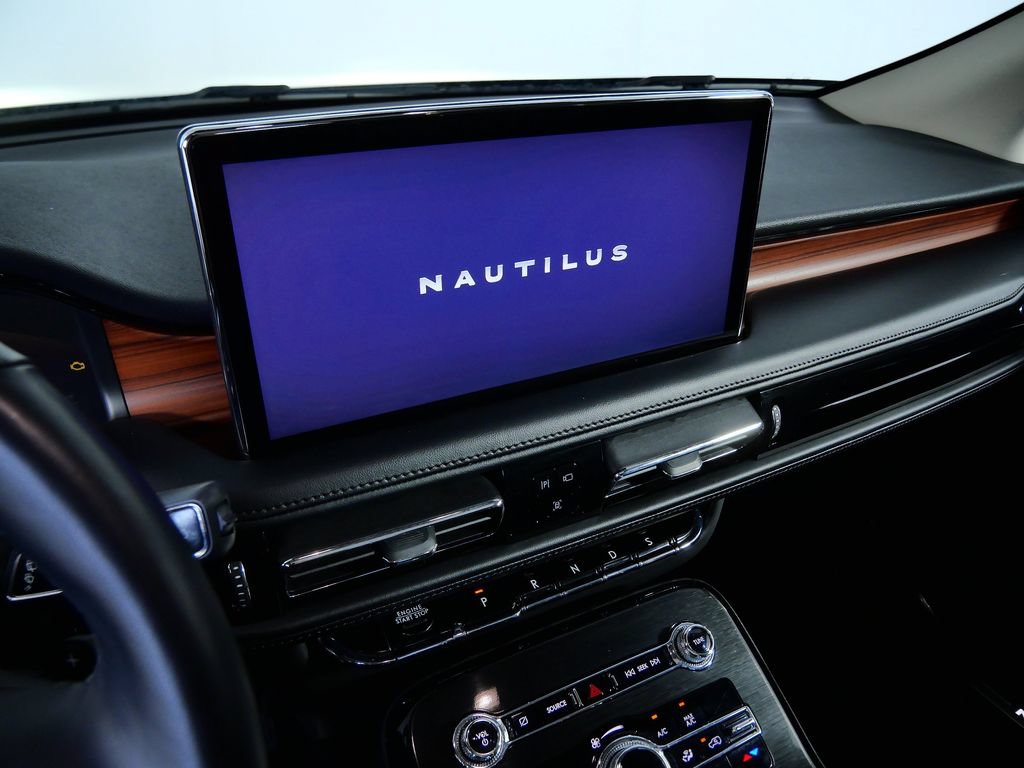 Used 2023 Lincoln Nautilus Reserve w/ Equipment Group 201A AWD/4WD image 20
