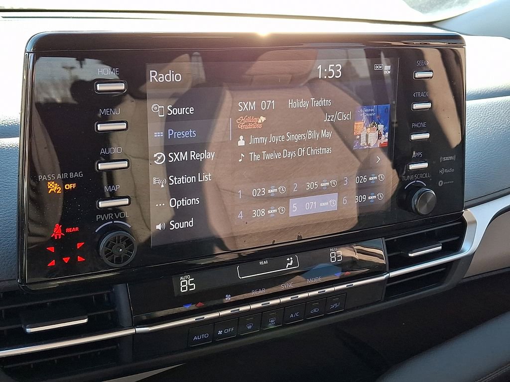 Used 2023 Toyota Sienna LE image 18