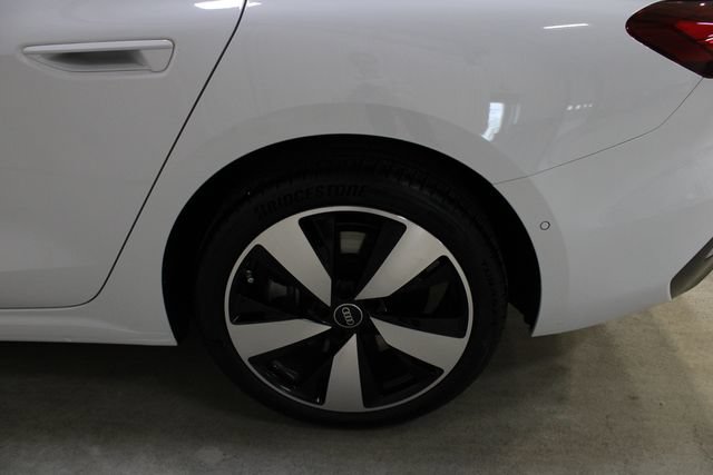 Used 2025 Audi A5 2.0T Premium w/ Convenience Package AWD/4WD image 29