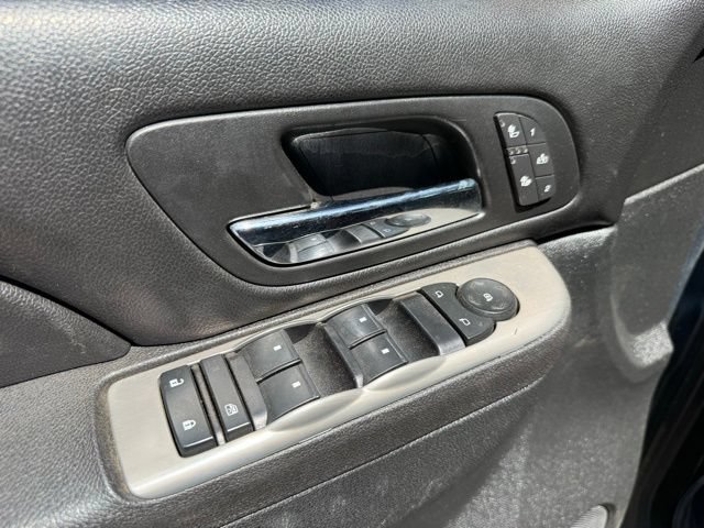 Used 2014 Chevrolet Silverado 2500 LTZ w/ LTZ Plus Package AWD/4WD image 12